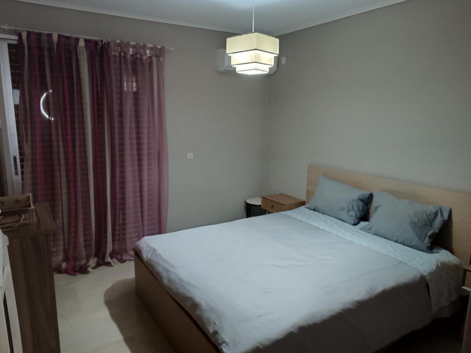 Comfortable Beachfront Apartment Loutraki  Exterior photo